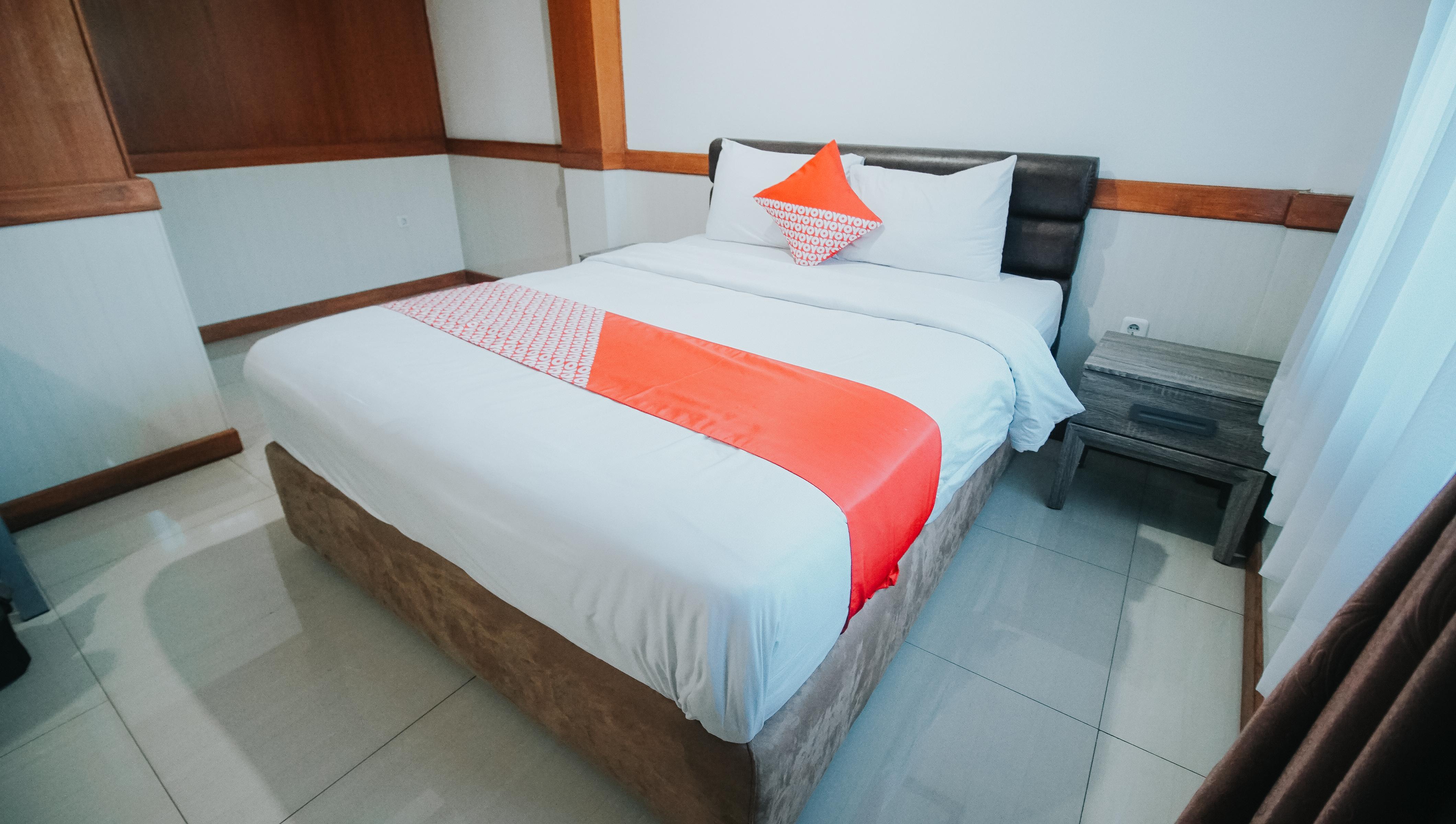 Oyo 1209 Tirtasari Nice Guesthouse Bandung Exterior foto