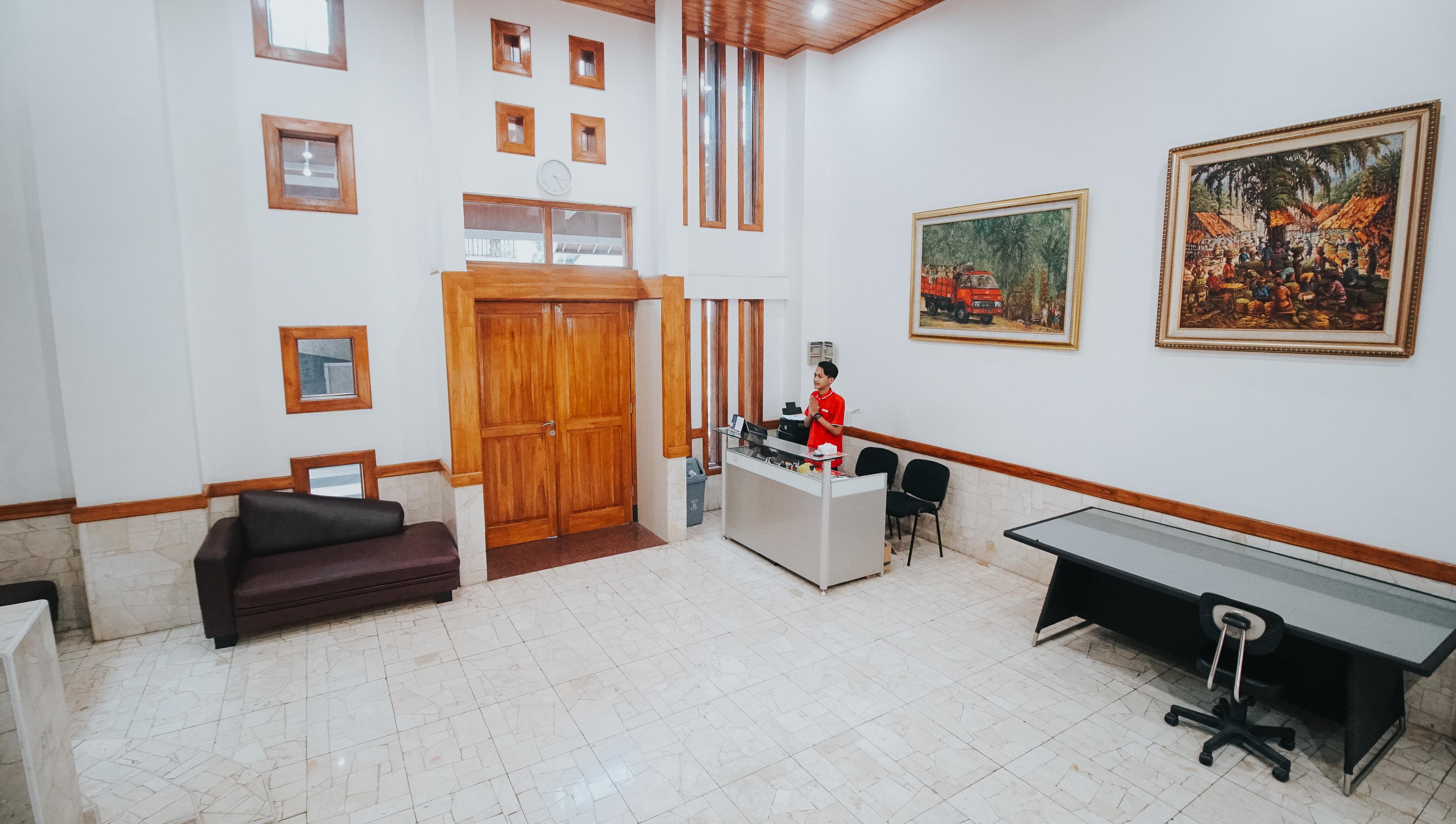 Oyo 1209 Tirtasari Nice Guesthouse Bandung Exterior foto
