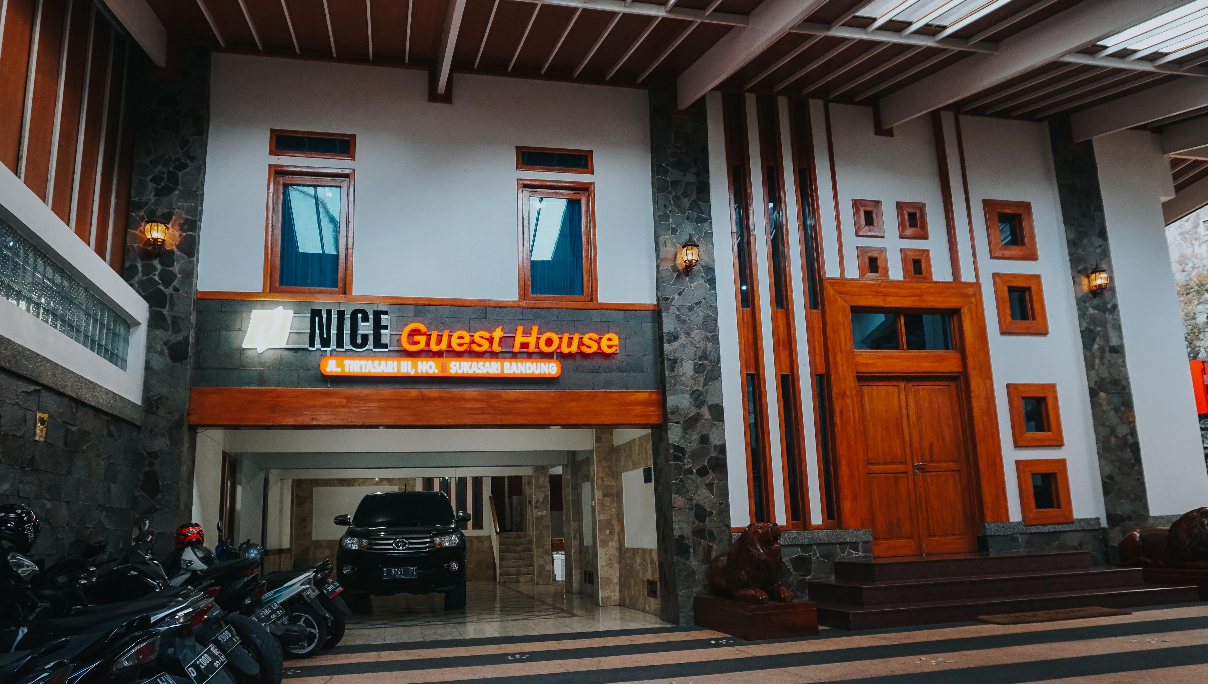 Oyo 1209 Tirtasari Nice Guesthouse Bandung Exterior foto