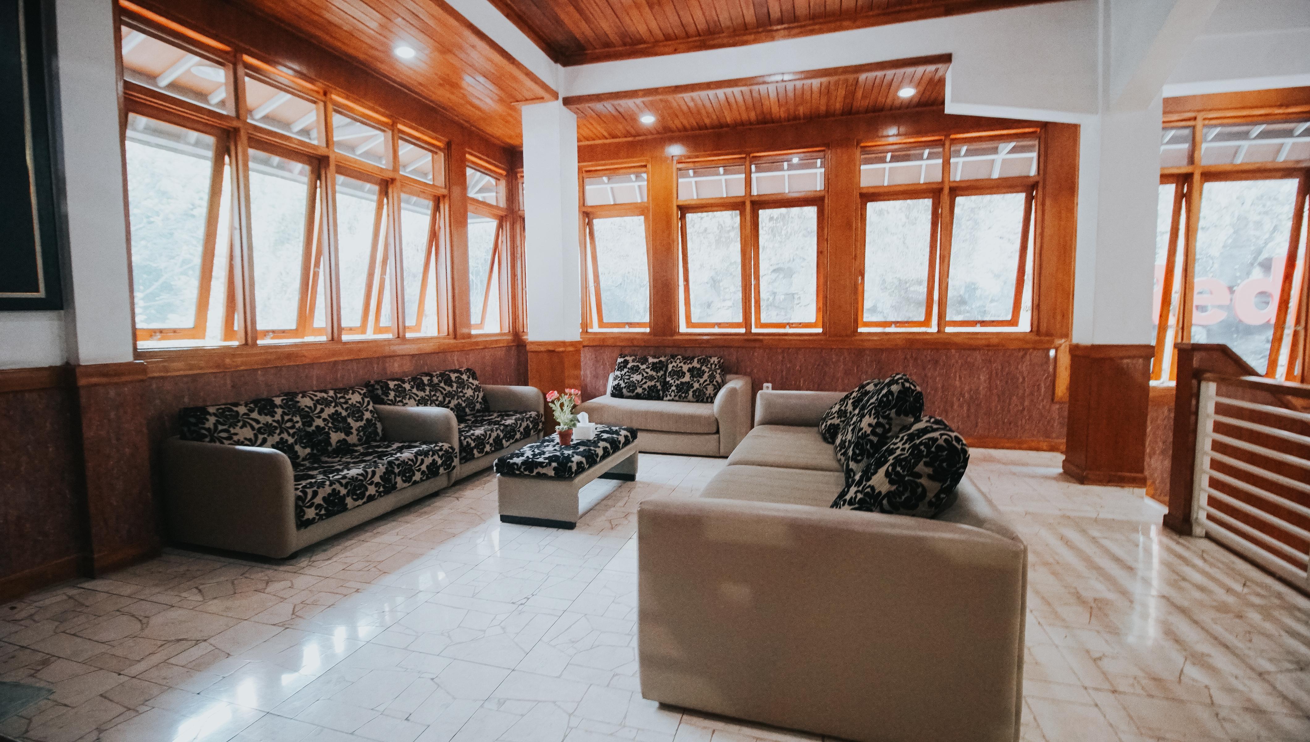 Oyo 1209 Tirtasari Nice Guesthouse Bandung Exterior foto
