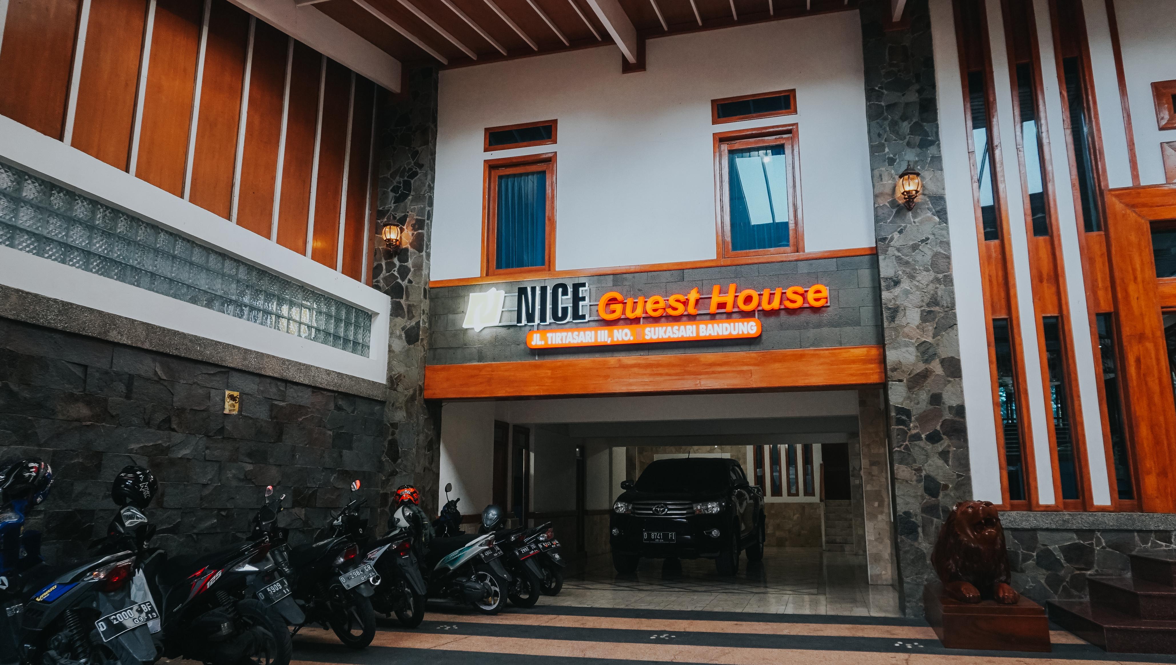 Oyo 1209 Tirtasari Nice Guesthouse Bandung Exterior foto